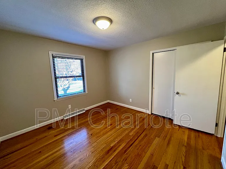 528 N Carolina Ave — Photo 24