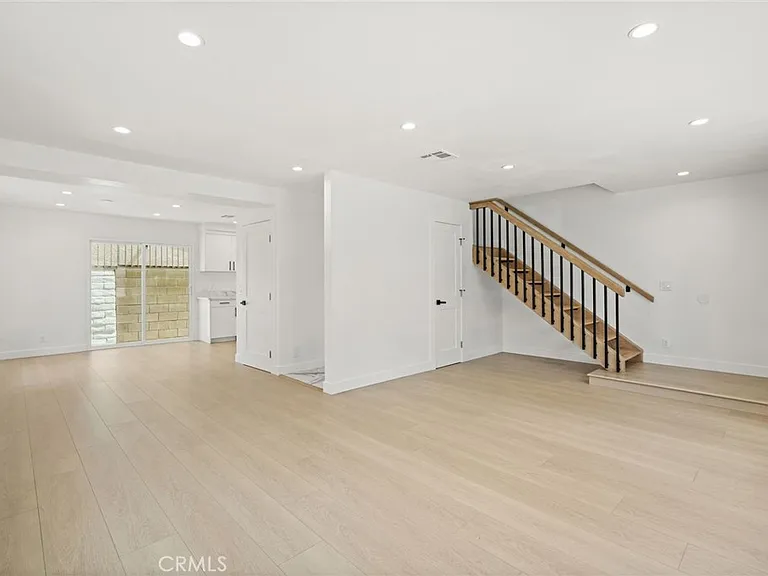 7010 Lennox Ave #C — Photo 3