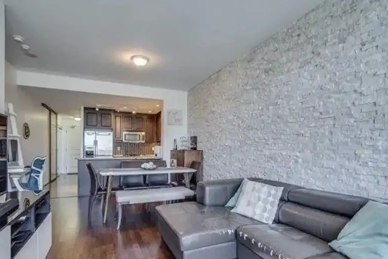 21 Grand Magazine St #1207 — Photo 4