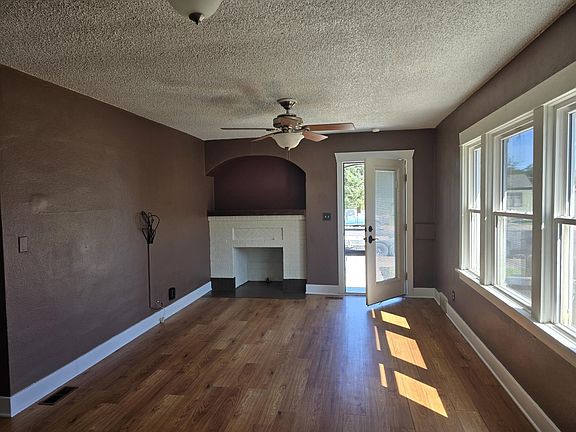 4th image of 1845 Maple St