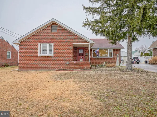 127 S Poplar St, Gibbstown, NJ 08027