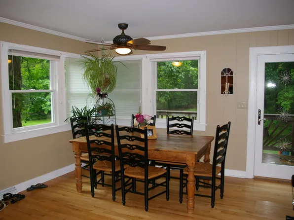 85 Hynes Rd, Poughquag, NY 12570