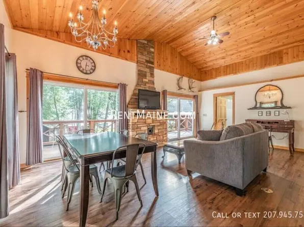 10 Sand Beach Ln, Burnham, ME 04922