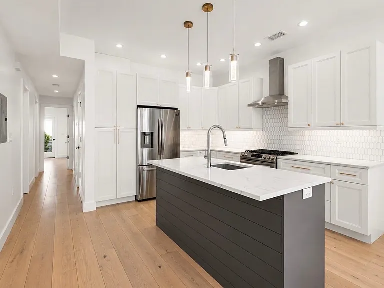 2602 Palisade Ave #1 — Photo 31