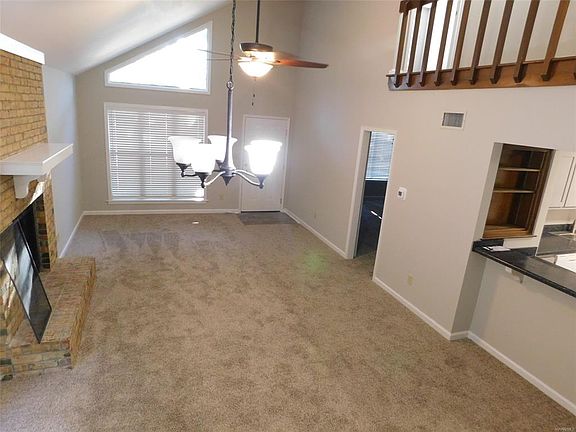5th image of 6017 Camelot Ct