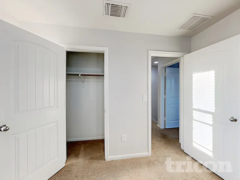 15012 Custis Ln — Photo 14
