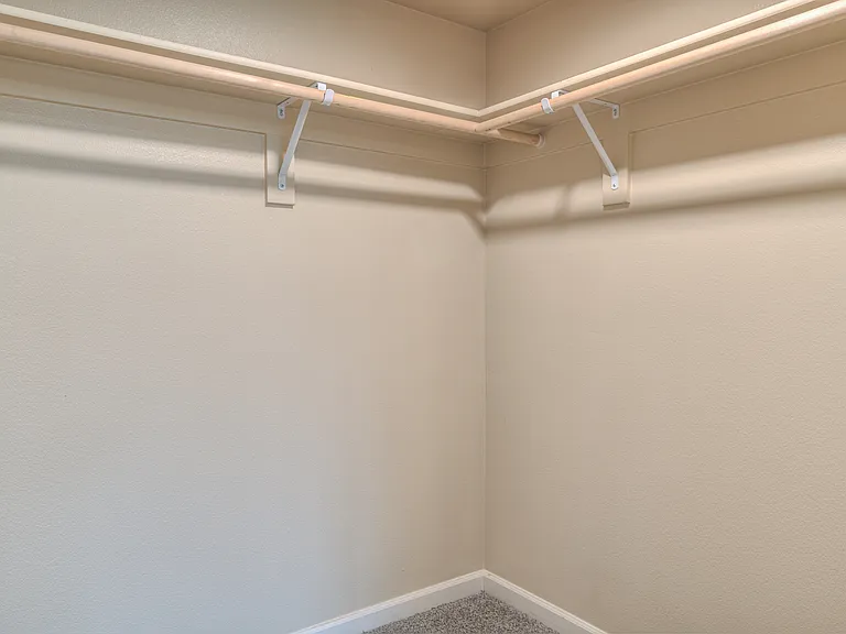Wild Horse Mesa Apartments — Photo 24