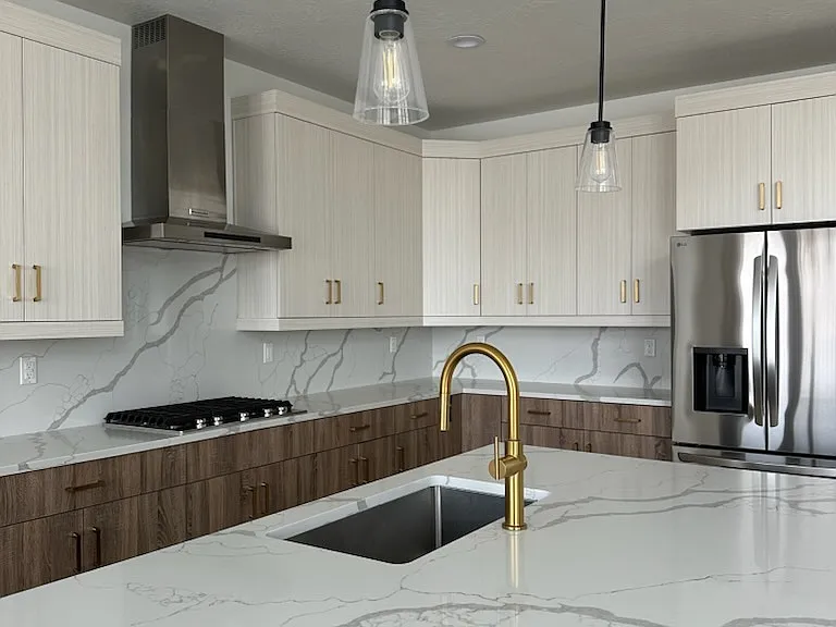 1457 W Russo Dr — Photo 14