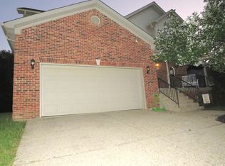 524 Chieftain Dr, Fairdale, KY