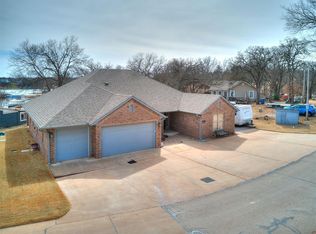 46 W Shore Dr, Arcadia, OK 73007