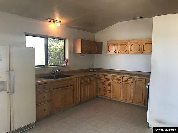 5th image of 1980 Palomino Ln