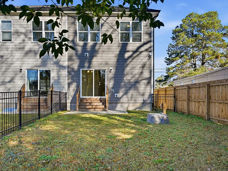 315 W Williams St — Photo 6
