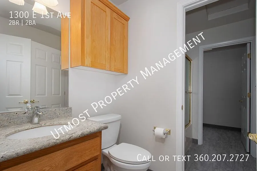 Cute Two Story 2bd Condo in Camas — Photo 3