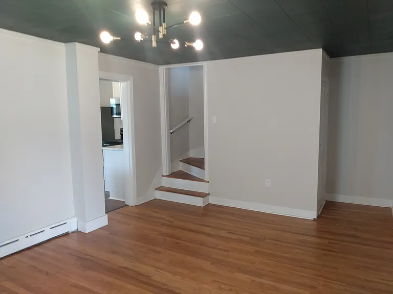 67 N Federal St — Photo 3