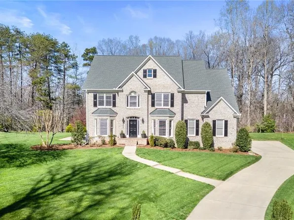 5408 Horse Trail Rd, Summerfield, NC 27358