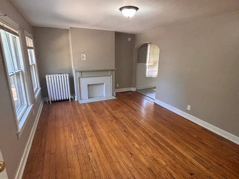 554 Linwood Ave #7 — Photo 1