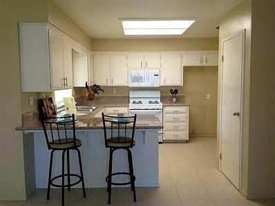 4th image of 2717 Greenwood Dr
