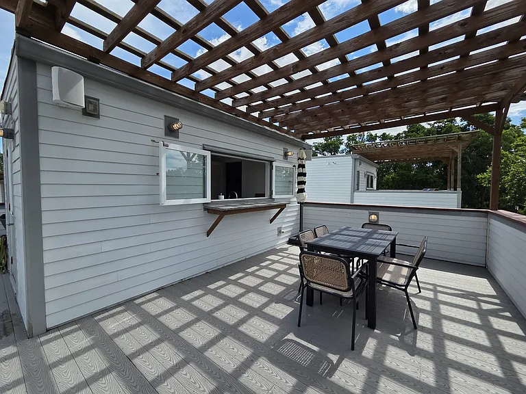 1506 Ward Ave — Photo 36