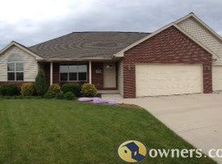 838 Mystic Ct, De Pere, WI 54115