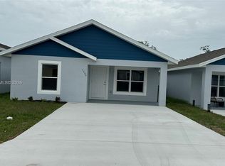 1499 Las Villas Blvd, Sebring, FL 33870