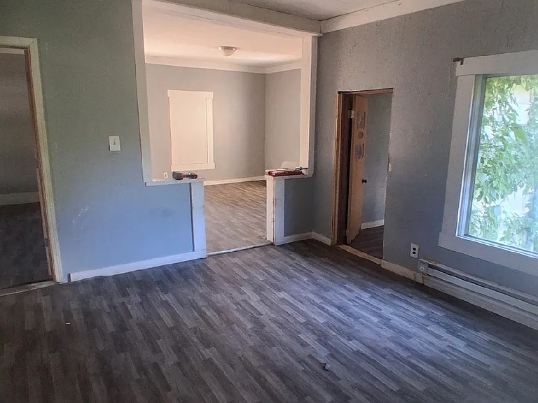 428 S Central St — Photo 7