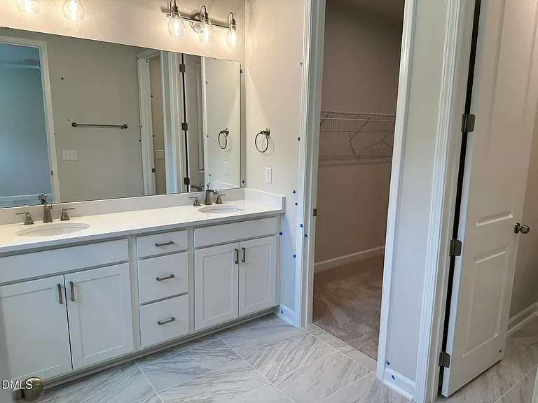 202 Solaire Aly #A — Photo 16