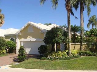 127 Coral Cay Dr, Palm Beach Gardens, FL 33418