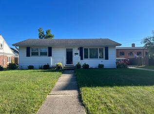 307 E Mechanic St, Wapakoneta, OH 45895