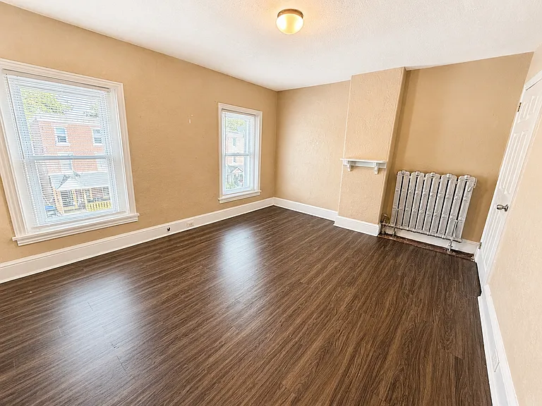 1213 Powell St #2 — Photo 14
