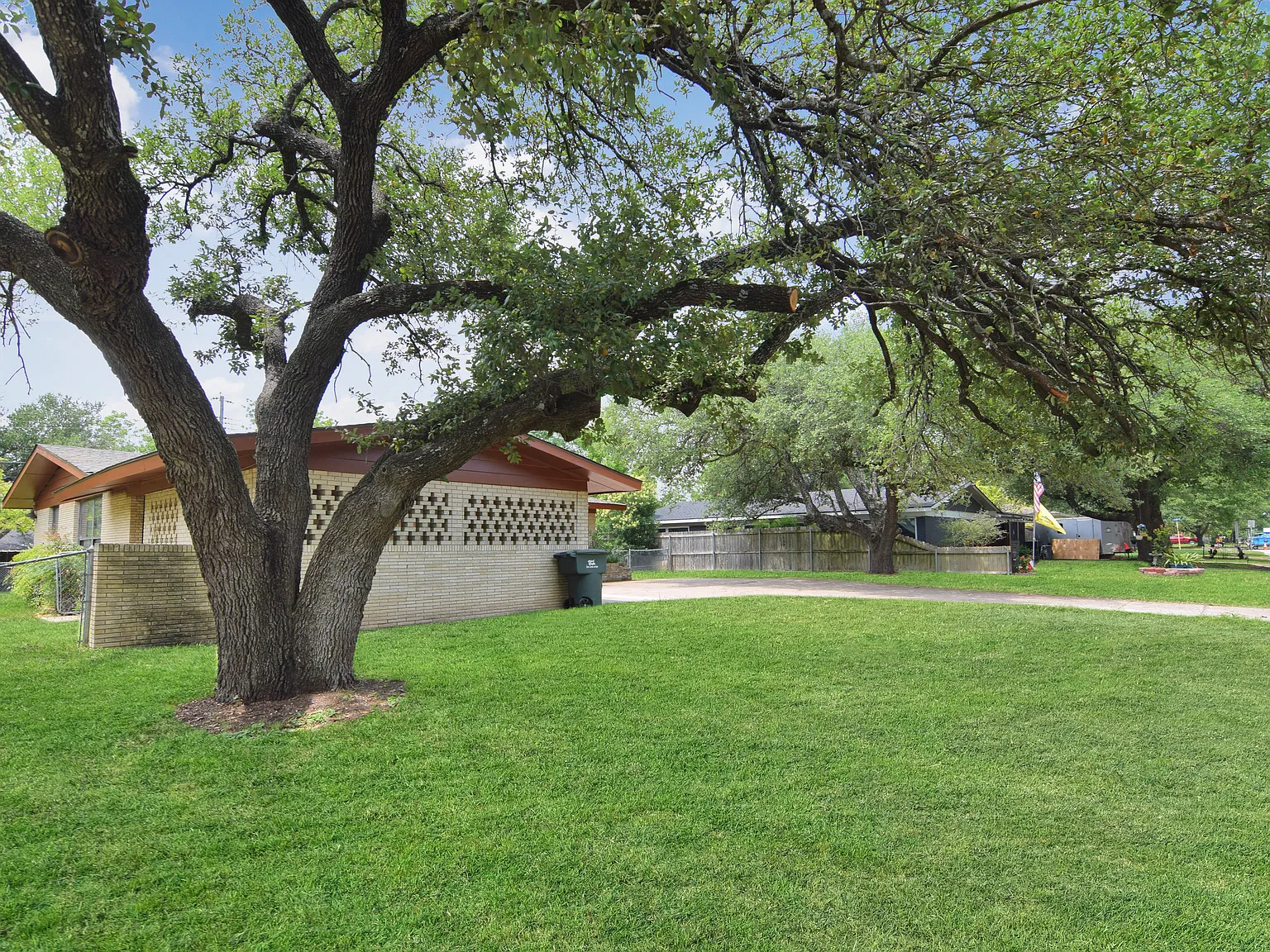 209 E Zenith Ave, Temple — Photo 3