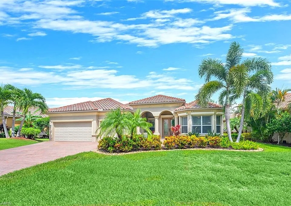 21093 Torre Del Lago St