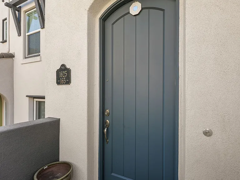 1625 Filaree Dr #165 — Photo 6