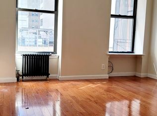 331 W 35th St APT 5W, New York, NY 10001