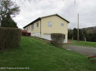 1726 Silver Creek Rd, Montrose, PA 18801