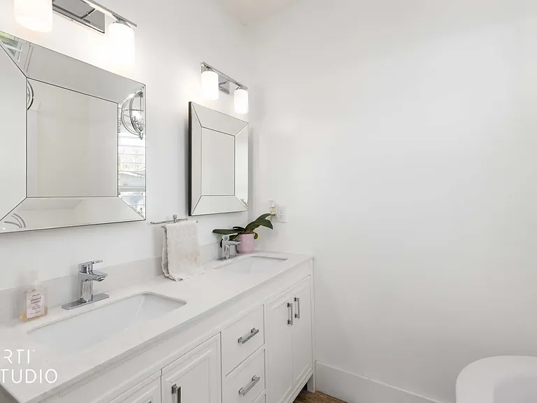 4280 W 2350 N — Photo 18