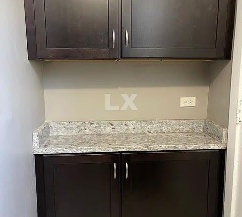 2nd image of 1070 W Thorndale Ave #3M