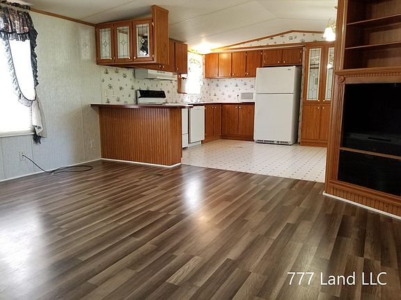 2nd image of 9133 Ichabod Cir