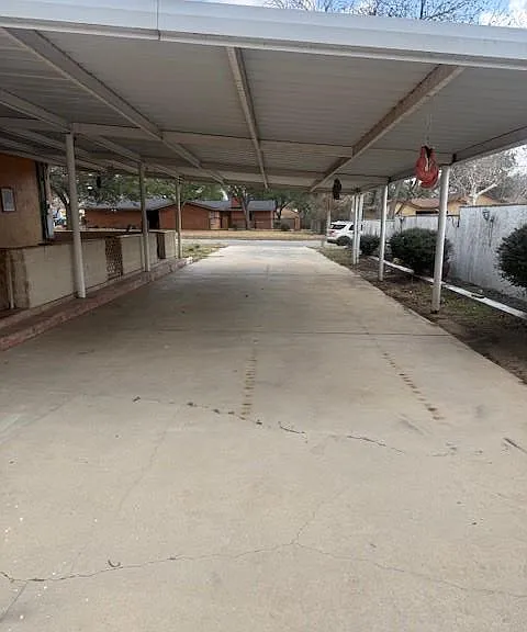 600 S Pecan Ave — Photo 15