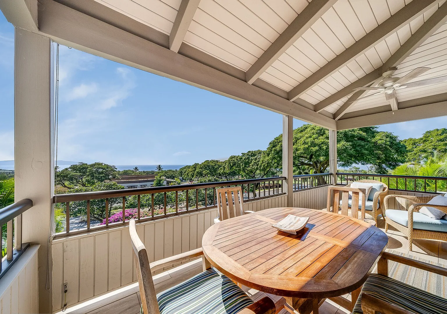 Wailea Ekolu Pl — Photo 2
