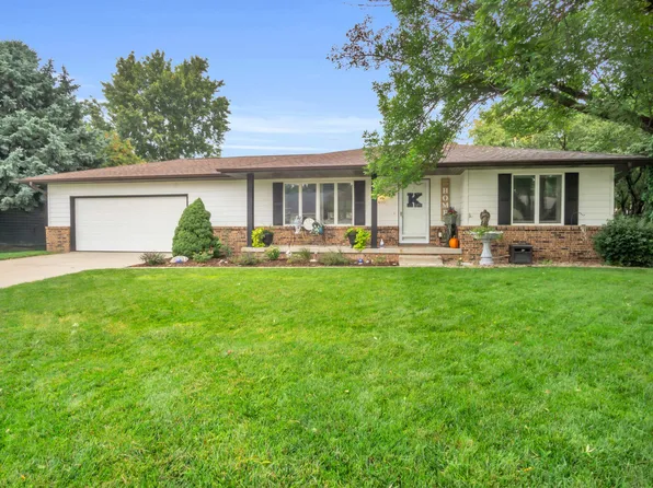 4607 N Regency Pl, Kearney, NE 68847