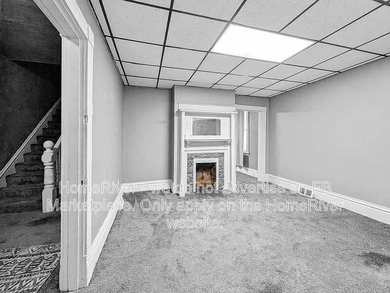 5 bed, 1.0 bath, 1704 sqft, $1,599 — Photo 3