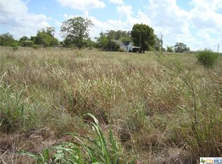 3105 Old Gonzales Rd, Cuero, TX 77954