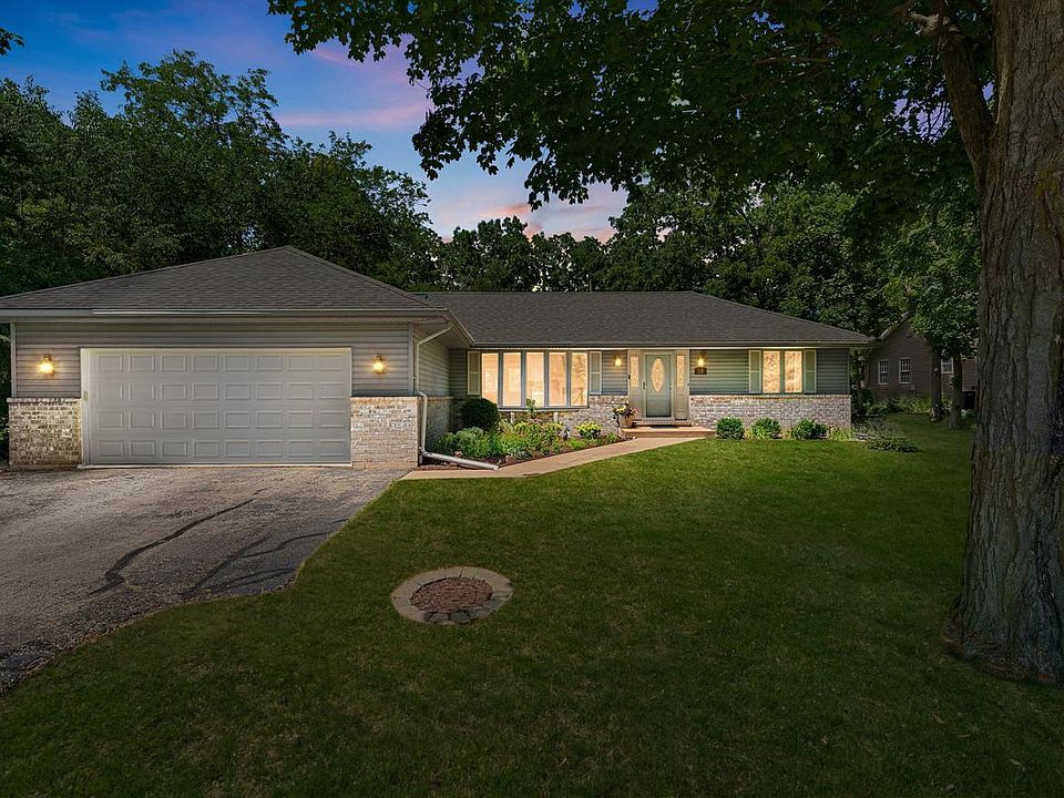 1st image of 118 Hillview ROAD