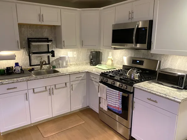 941 Pointer Ridge Dr, Gaithersburg, MD 20878