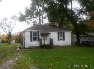 220 Avery Hl, Belleville, IL 62223