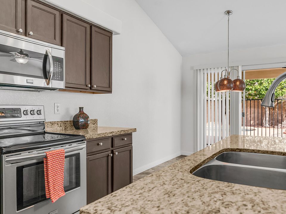 1st image of 8944 W FULLAM Street
