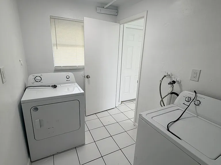 5546 7th Ave #5549 — Photo 9