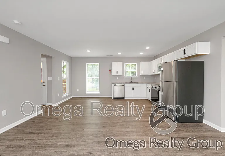 1210 Hueytown Rd — Photo 11