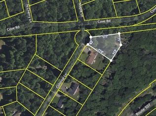 Colonial Ln, Greentown, PA 18426