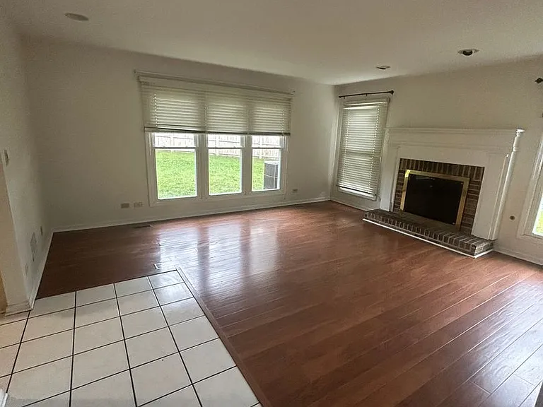1120 Fieldstone Ln — Photo 9
